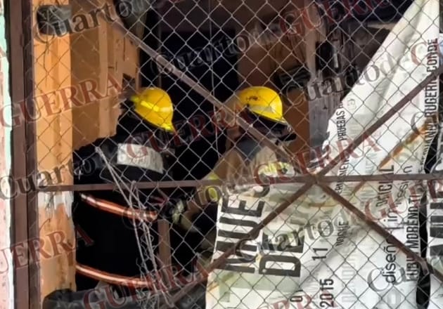 Indigentes provocan incendio en vivienda abandonada frente al auditorio de Panzacola